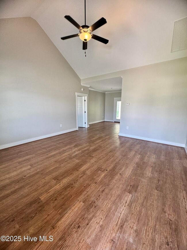 Building Photo - 5105 N Durban Dr