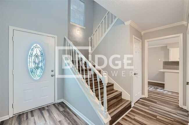 Building Photo - 401 Summer Pl Ct