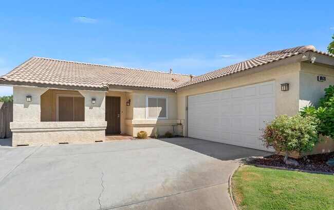 Building Photo - 80676 Willow Ln