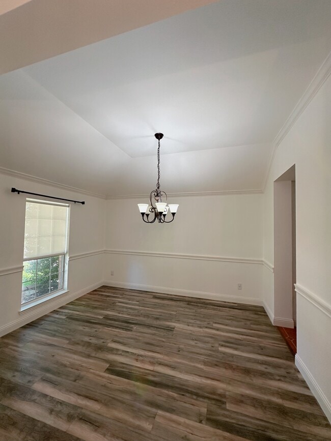 Building Photo - 11601 Crystal Falls Dr