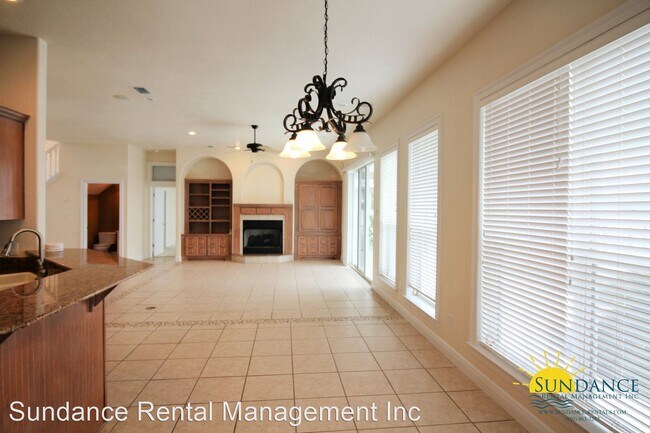 Building Photo - 4 br, 3.5 bath House - 2413 Palm Harbor Drive