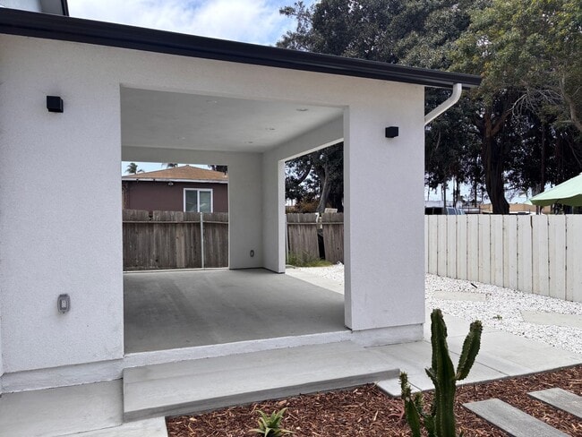 Building Photo - Brand New 2 Bedrooms 2 full baths home, AD...