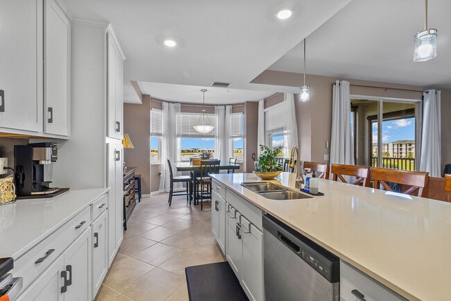 Building Photo - 5651 Double Eagle Cir