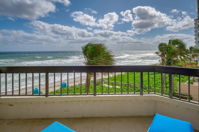 Foto del edificio - 3201 S Ocean Blvd
