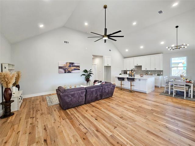 Foto del edificio - 328 Whispering Trail