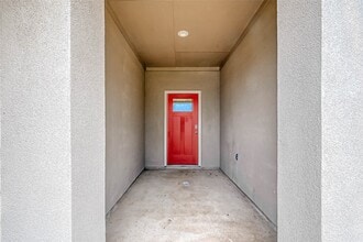 Building Photo - 3418 Lake Landing Ln