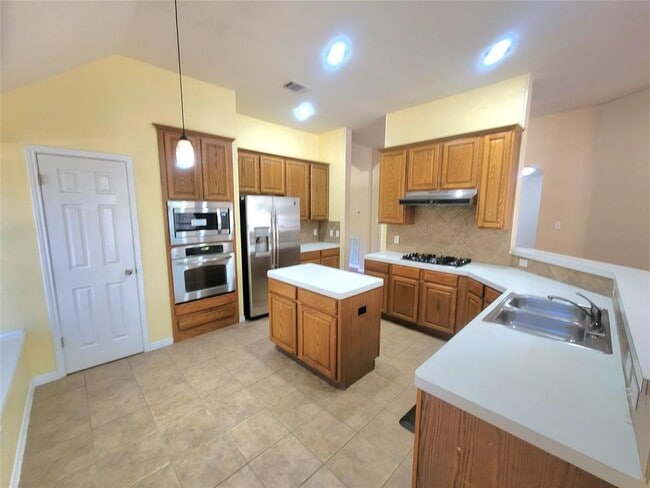 Foto del edificio - 6405 Dunsmere Ct