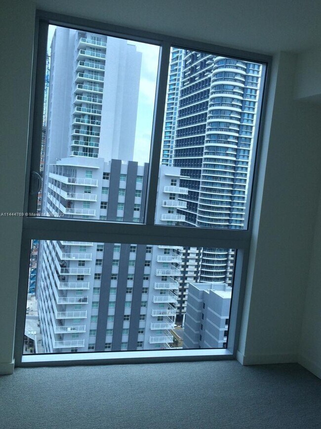 Foto del edificio - 1100 S Miami Ave