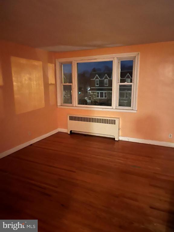Building Photo - 936 Brighton St