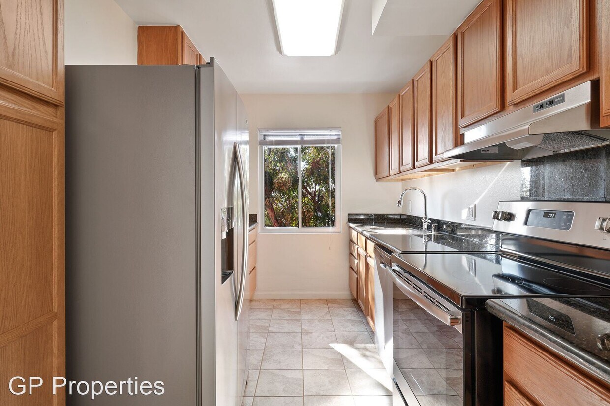 Primary Photo - 1232 E 19th St