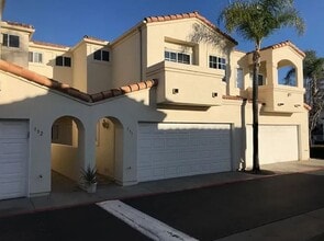 Building Photo - 414 W San Marcos Blvd