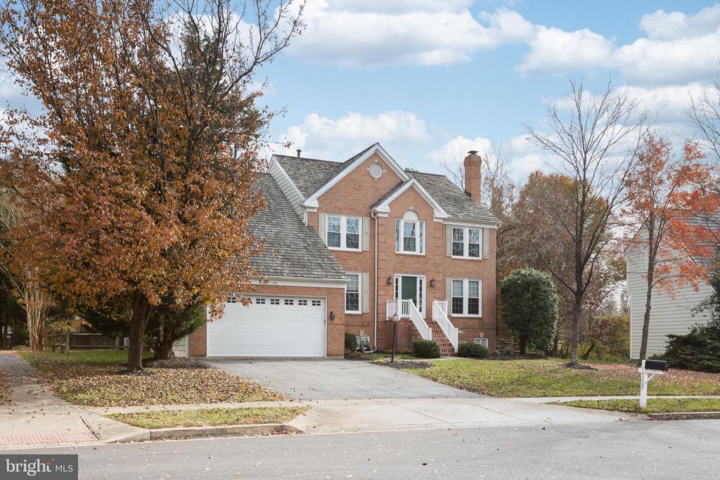 Primary Photo - 14209 Floral Park Dr
