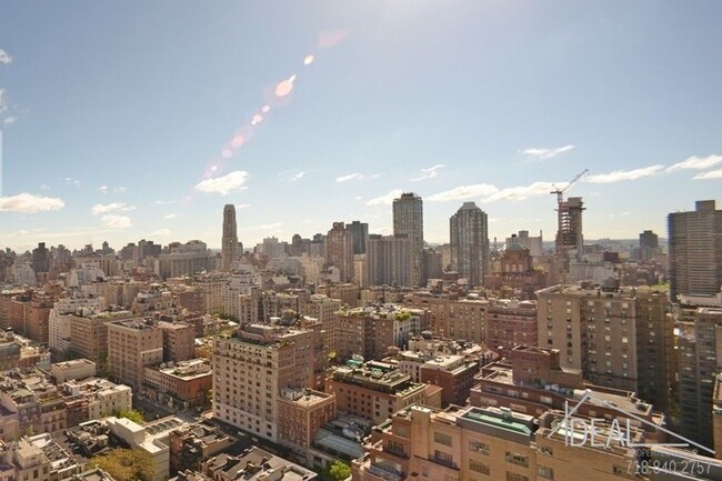 Foto del edificio - 767 5th Ave