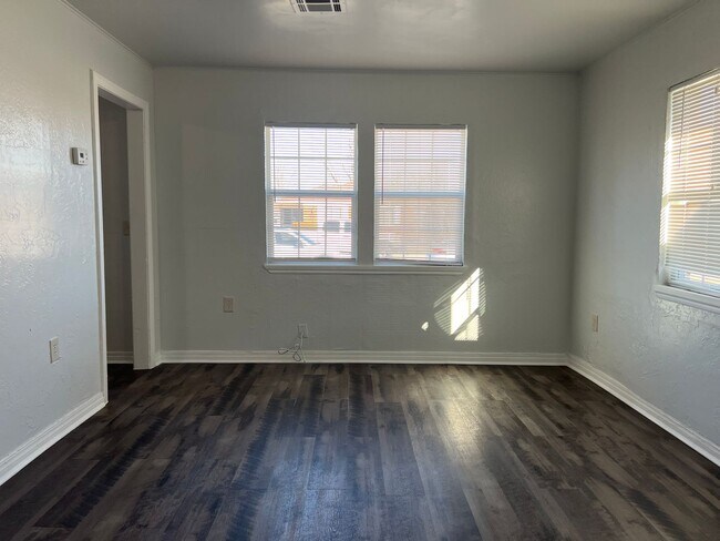 Foto del edificio - Charming 2 Bedroom