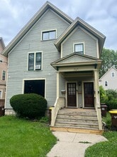 Building Photo - 1140 N Church St