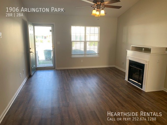 Foto del edificio - 2 Bed 2 Bath house in Arlington Park