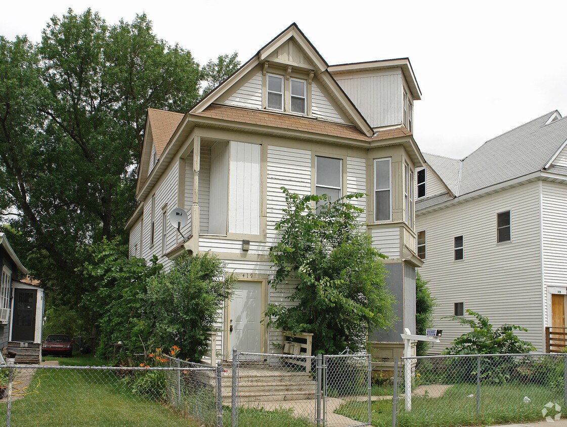 419 Sherburne Ave, Saint Paul, MN 55103 Apartments in Saint Paul, MN