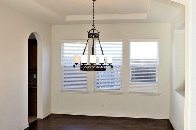 Foto del edificio - 13232 Shadow Wood Pl