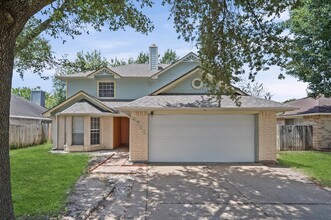 Building Photo - 4711 Newpark Dr