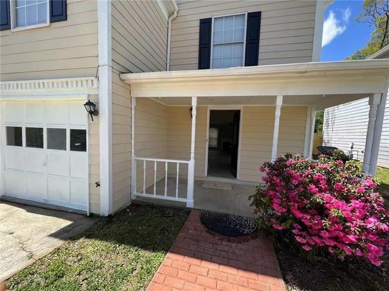 Foto principal - 950 Buckley Pl
