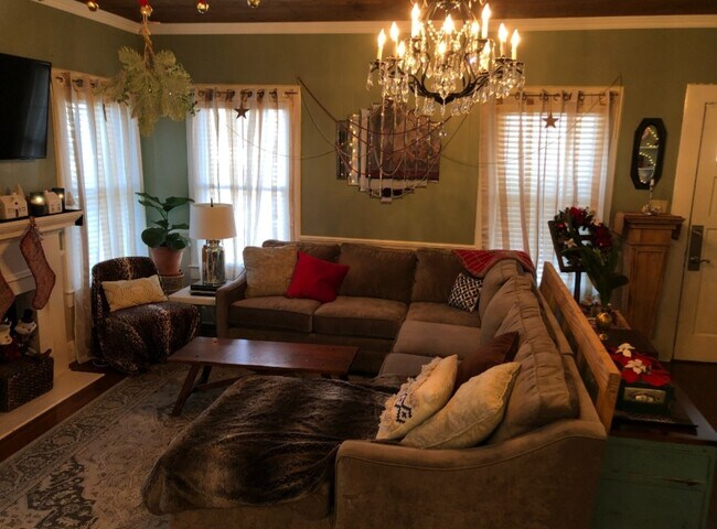 Foto del edificio - 207 N East St