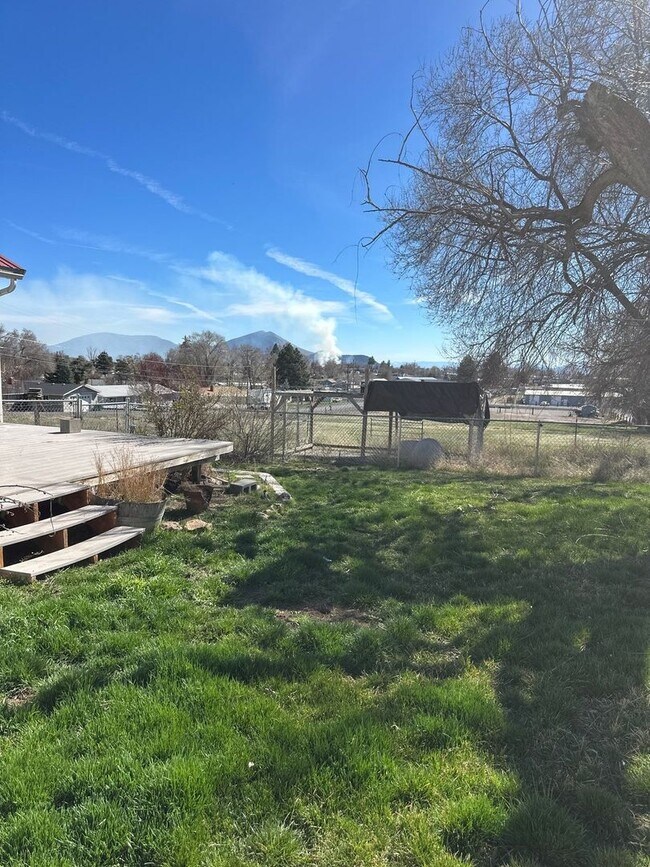 Foto del edificio - 2800 Watson St