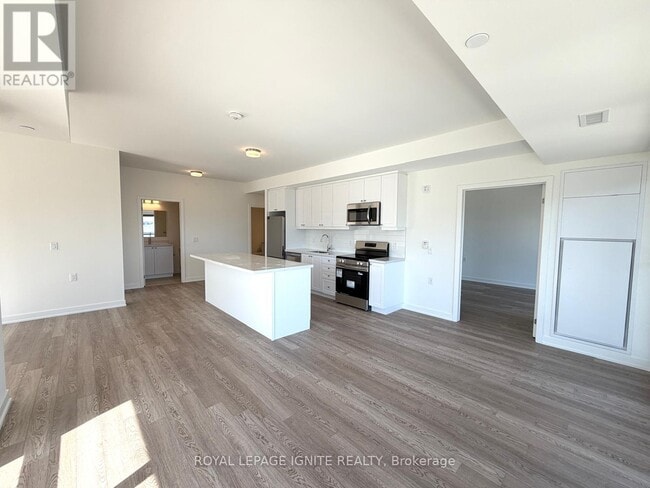Building Photo - 51 Clarington Blvd