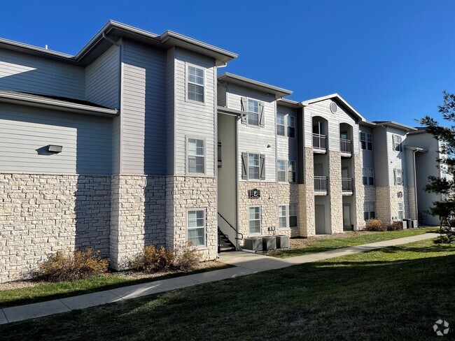 Private Patio/ Balcony - The Bluffs (KS)