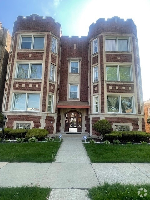 Building Photo - 8141 S Michigan Ave
