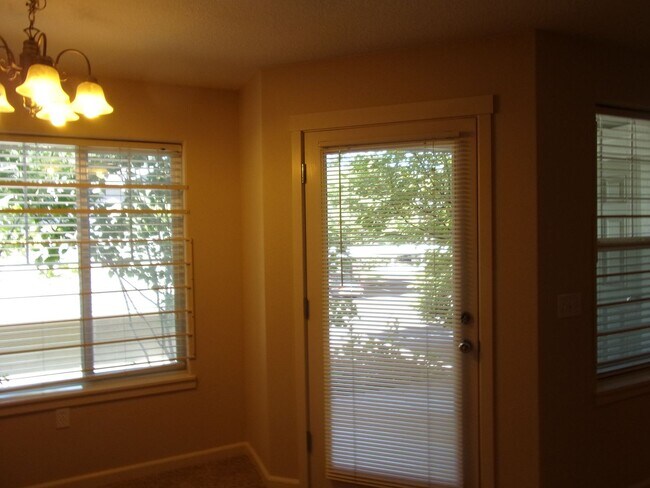 Building Photo - Grand Oaks Condo