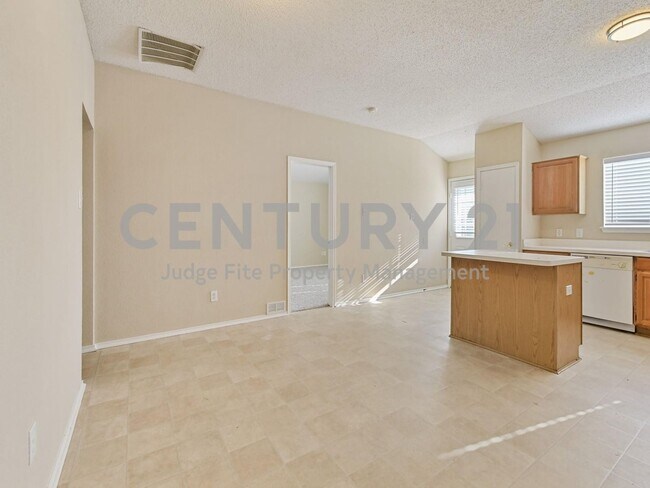 Building Photo - Great 2-Story 5/2/2 in Watauga Ready For M...