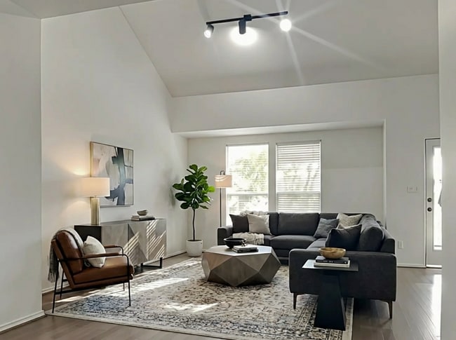 Building Photo - 1210 Palmer St