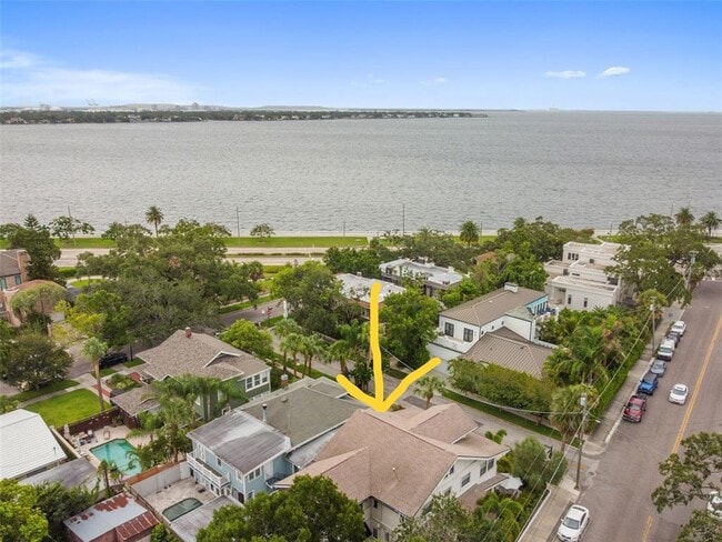 Building Photo - 713 1/2 S Rome Ave