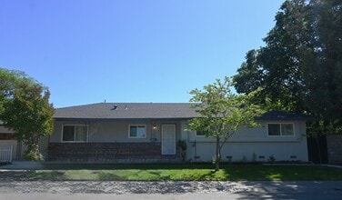 Building Photo - 2360 53rd Ave