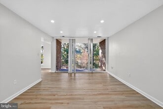 Building Photo - 8481 Greenbelt Rd