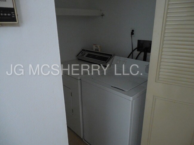 Foto del edificio - One Bedroom at Nolan Park