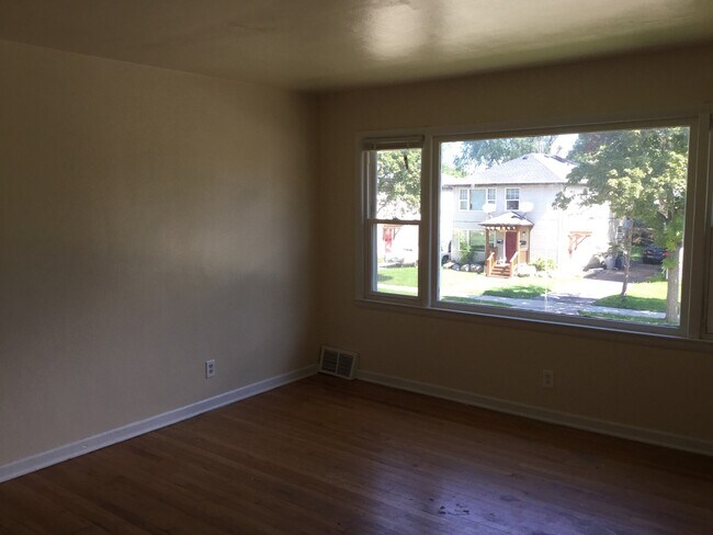 Building Photo - 5471 N. Long Island Dr.