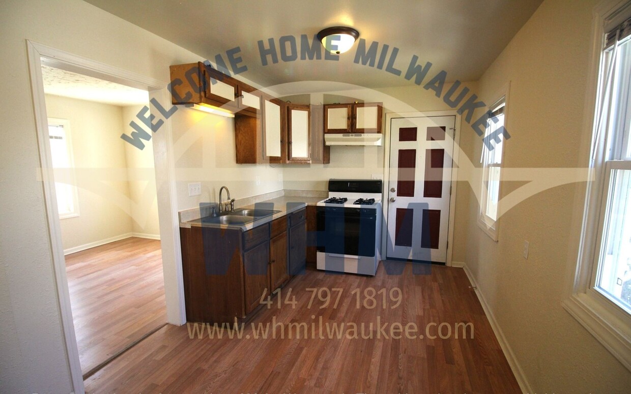 Foto principal - COMING SOON! Welcome Home To This Cozy 2 B...