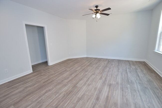 Building Photo - 508-B Amerson Court