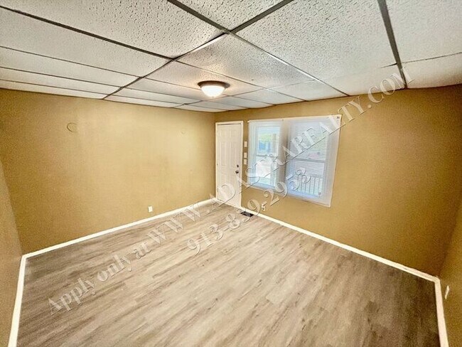 Foto del edificio - Updated 5 Bed 2 Bath home in Independence-...
