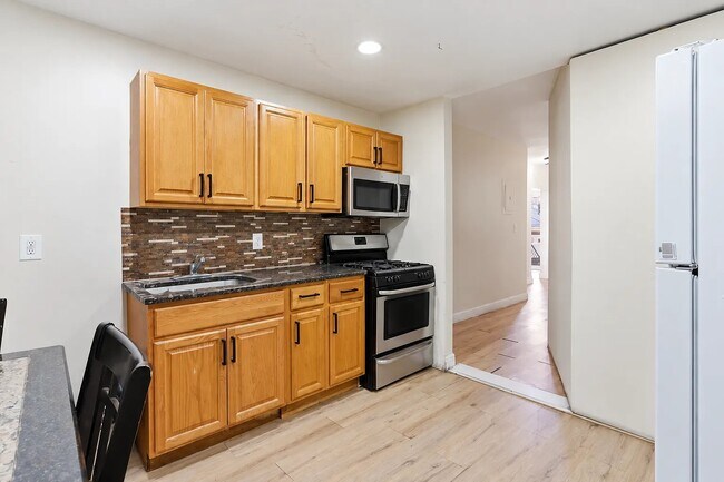 Foto del edificio - 402 S 15th St