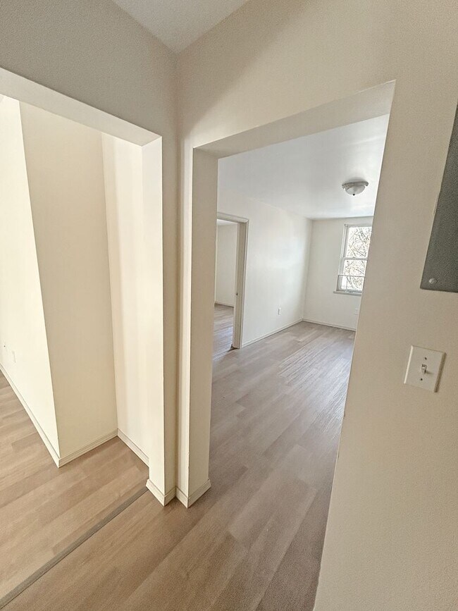 Foto del edificio - 36 Hickory St