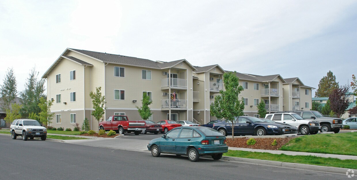 Deer Run At North Pointe Apartments Spokane Wa Apartments Com