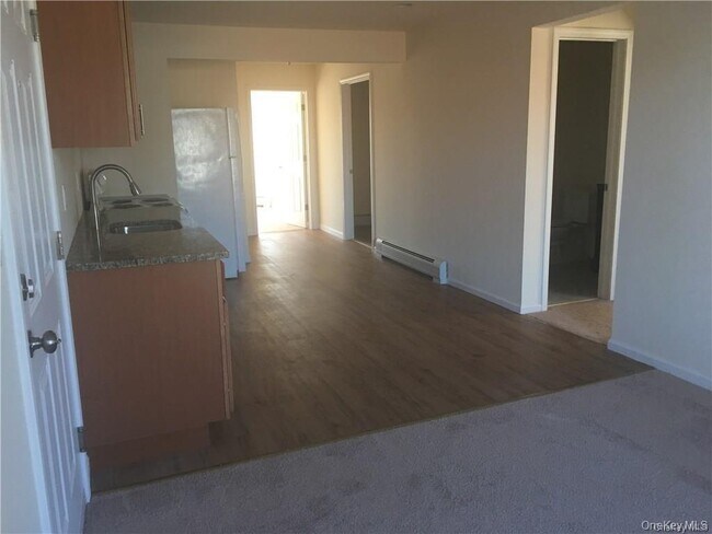 Foto del edificio - 15 N Liberty Dr