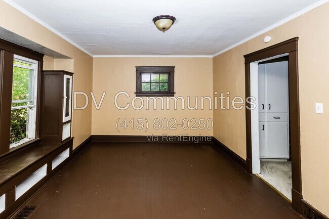 Foto del edificio - 1148 E 176th St