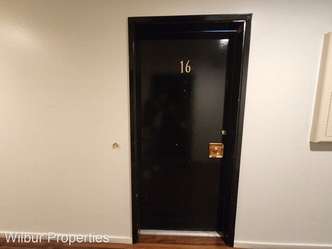 Building Photo - 2 br, 2 bath House - 1945 Mt Vernon Court,...
