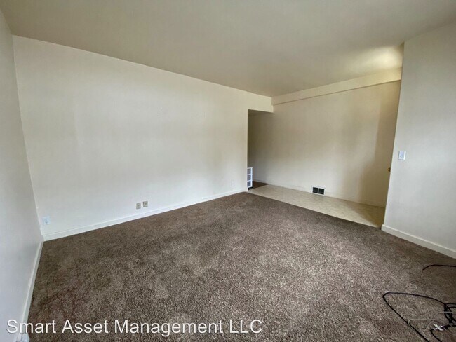 Building Photo - 1412 N 68th St
