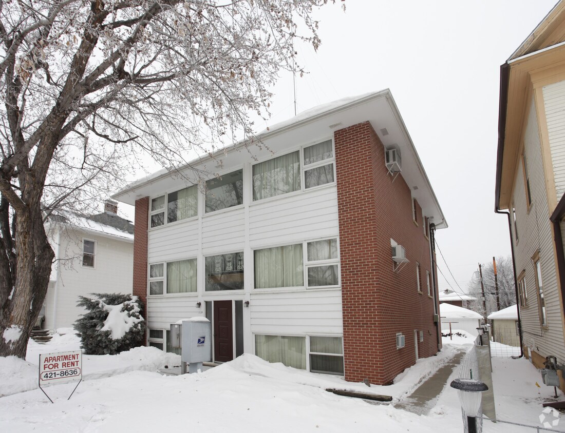 Building Photo - 1124 Garfield St