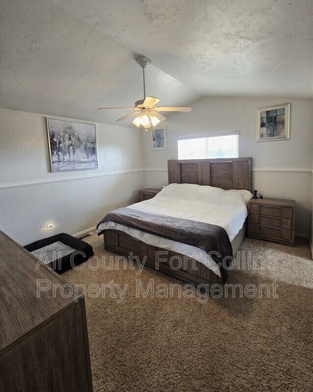 Foto del edificio - 3112 Three Silos Dr