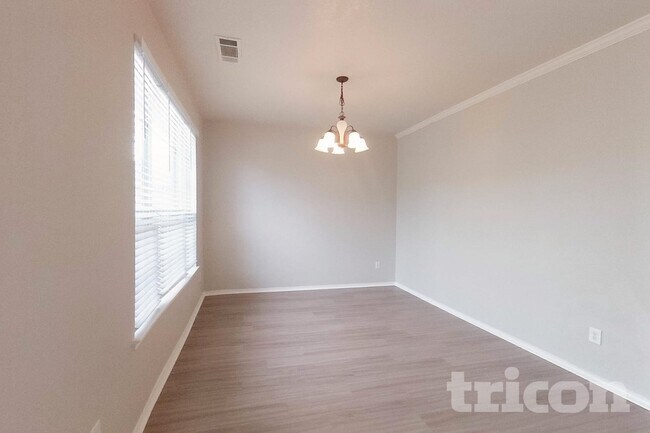 Foto del edificio - 13124 Settlers Trail